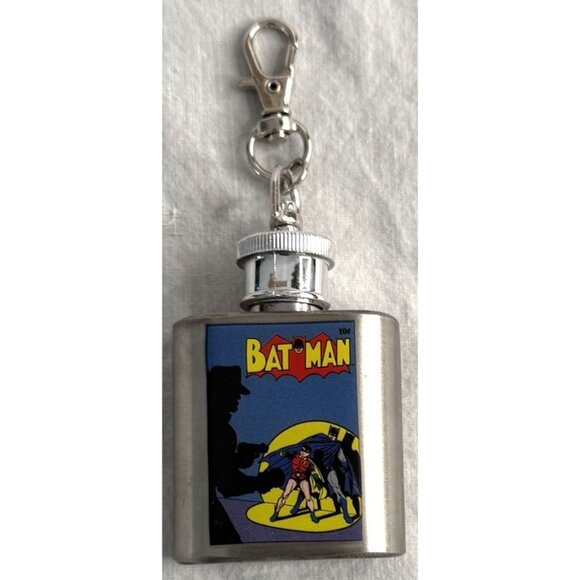 Batman Mini Flask Keychain With Vintage Comic Cover Design - Picture 1 of 4